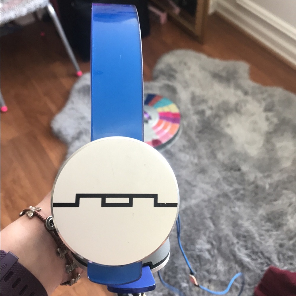Sol republic headphones